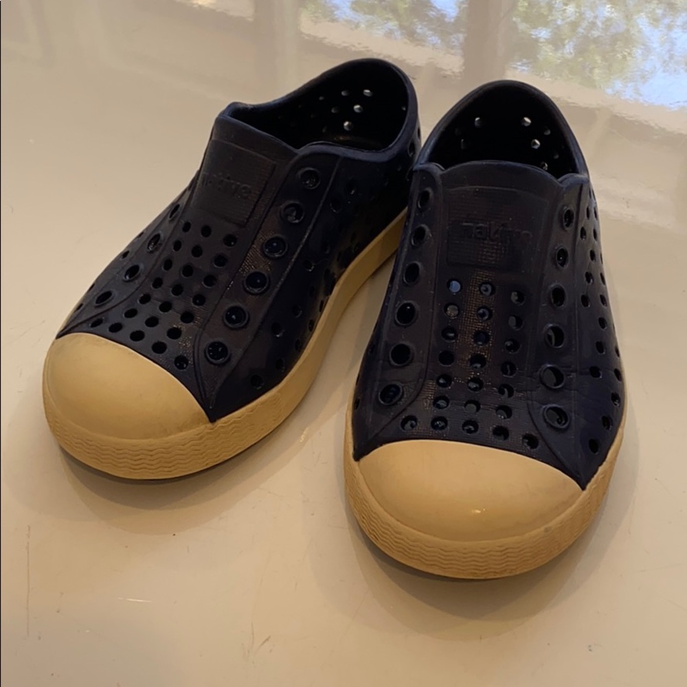 Native Jefferson shoes